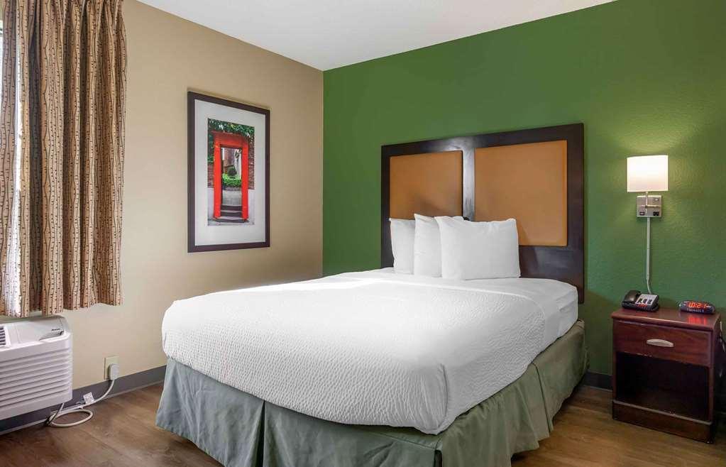 Extended Stay America Suites - Seattle - Everett - North Room photo